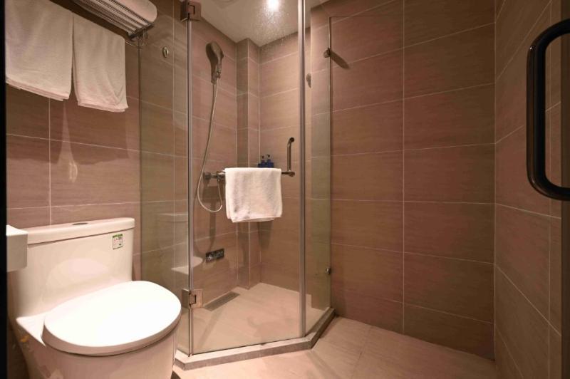 Hanting Express Lujiazui Fushan Road Branch 2*