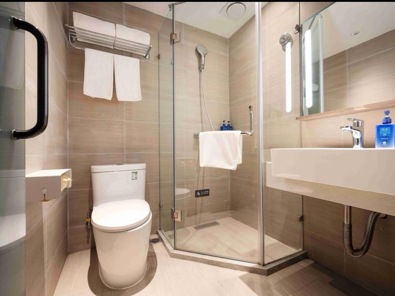 Hotel Hanting Express Lujiazui Fushan Road Branch